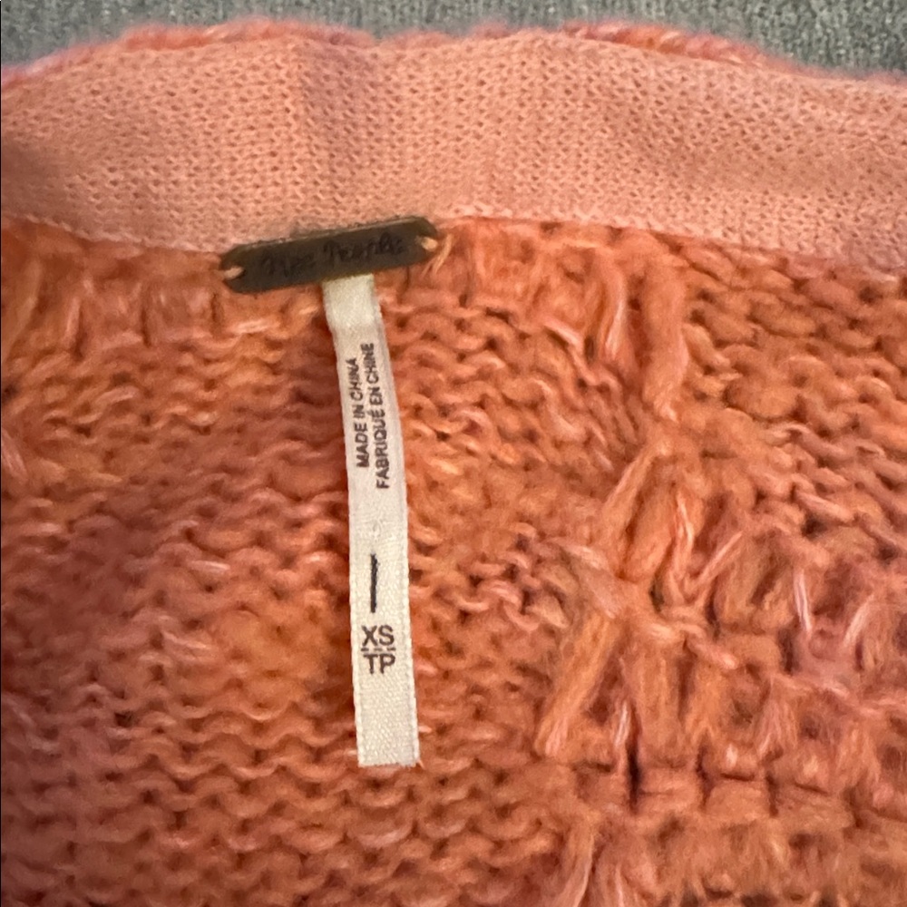 Sweater - Picture 4 of 5